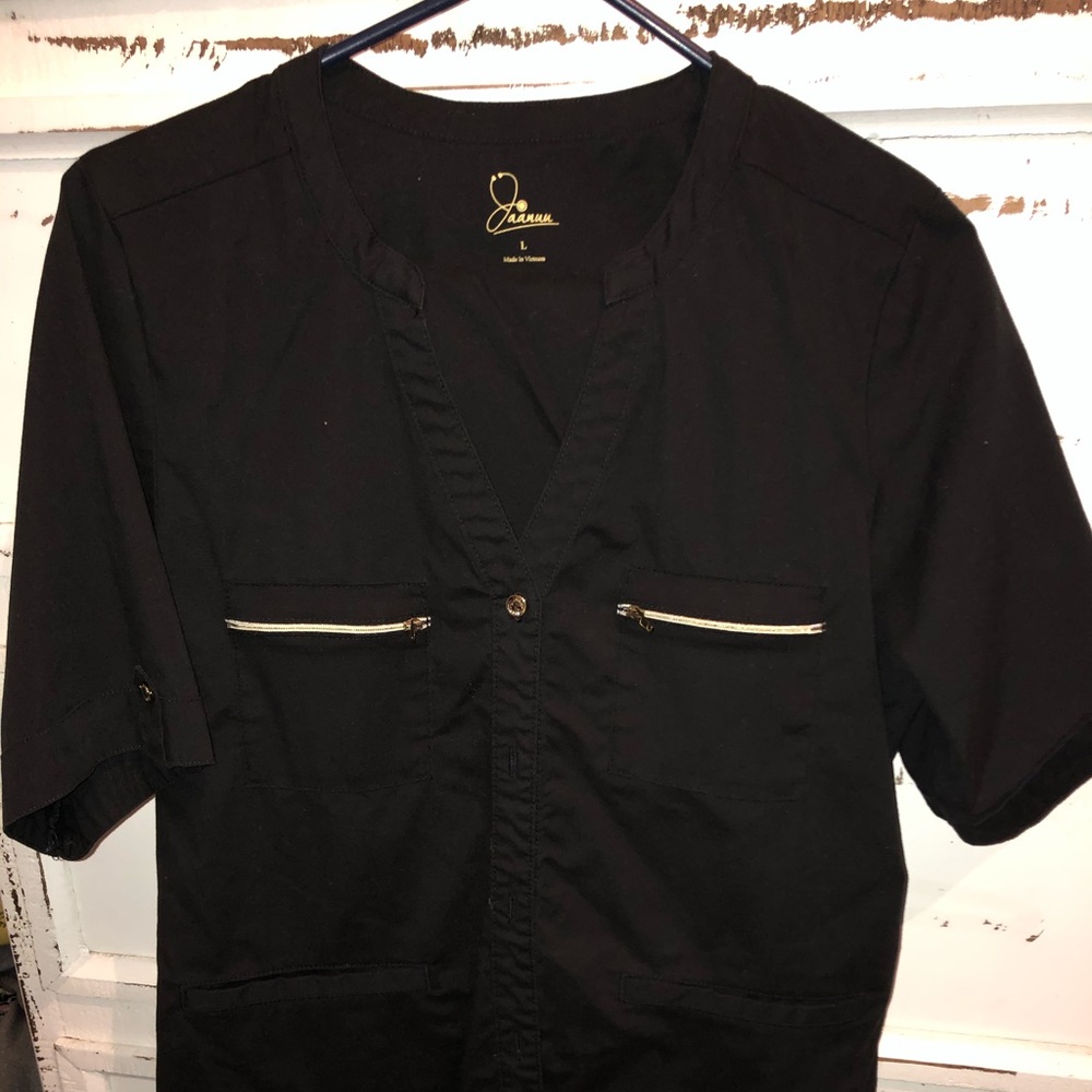 Black Januu scrub set size Large